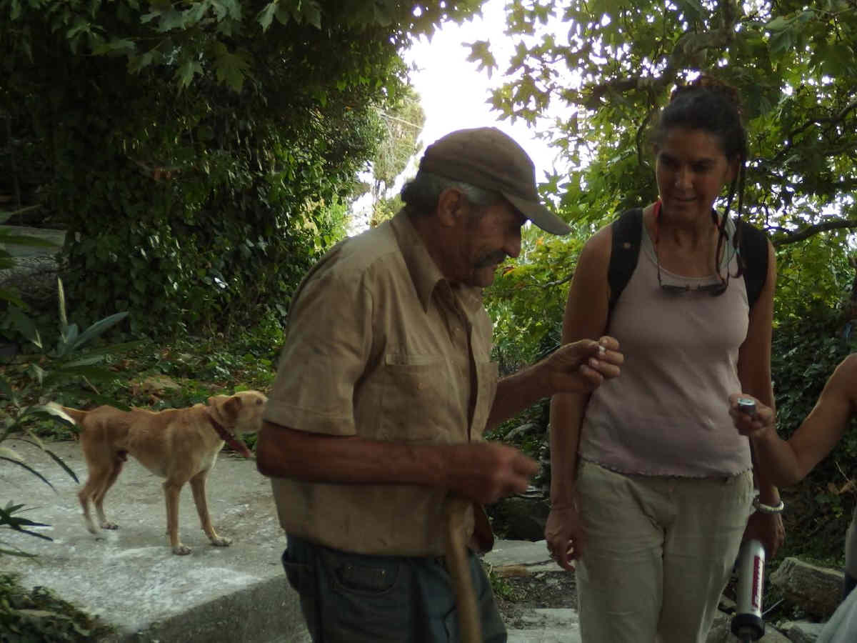 athina kyrtata in andros routes trail no 10 androsfilm 11 august 2016 vanglouk (20)_1